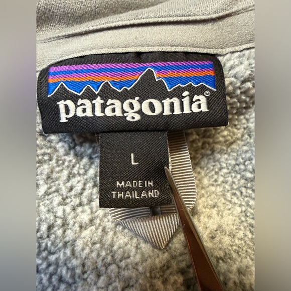 Patagonia Women's Better Sweater 1/4
Zip Pullover Birch White - Picture 8 of 11